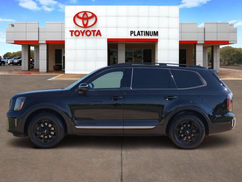 Used 2023 Kia Telluride SX X-Pro AWD/4WD image 3