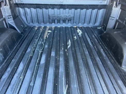 Used 2022 Chevrolet Silverado 1500 High Country w/ High Country Premium Package image 27