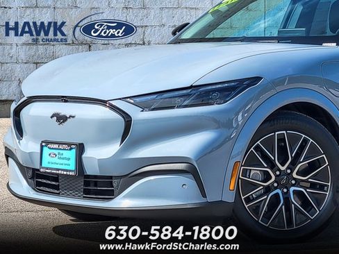 Certified 2025 Ford Mustang Mach-E Premium AWD/4WD image 2