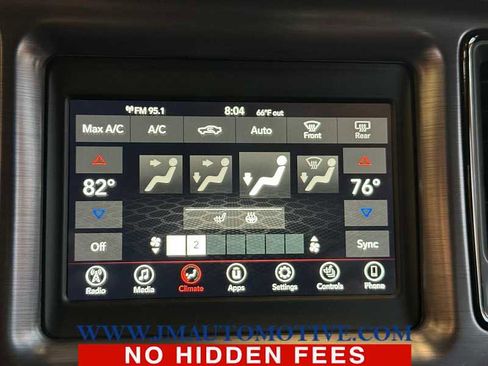 Used 2018 Dodge Challenger R/T w/ Driver Convenience Group image 9