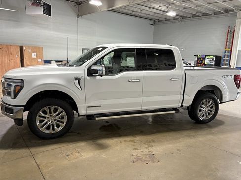 New 2025 Ford F150 Lariat w/ Equipment Group 501A Mid image 5