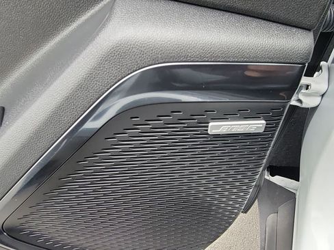 Used 2026 GMC Acadia AT4 w/ Luxury Package image 25