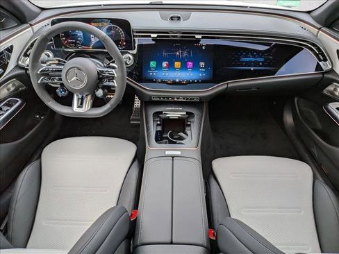 New 2026 Mercedes-Benz E 53 AMG e 4MATIC Sedan image 15