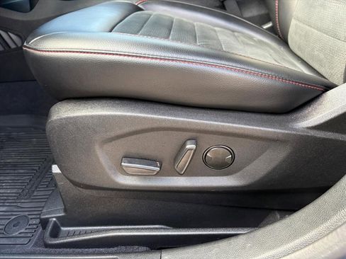 Used 2024 Ford Edge ST-Line image 16