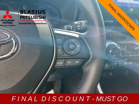 Used 2023 Toyota RAV4 Limited image 54