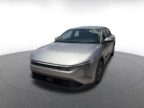 Used 2025 Kia K4 FWD image 7