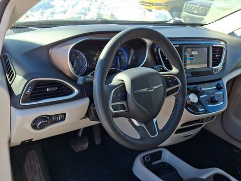 Certified 2023 Chrysler Voyager LX image 25