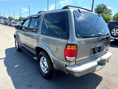Used 1999 Ford Explorer Eddie Bauer image 5