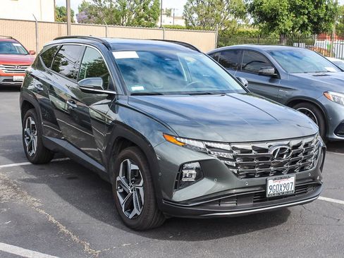 Certified 2023 Hyundai Tucson Limited AWD/4WD image 3