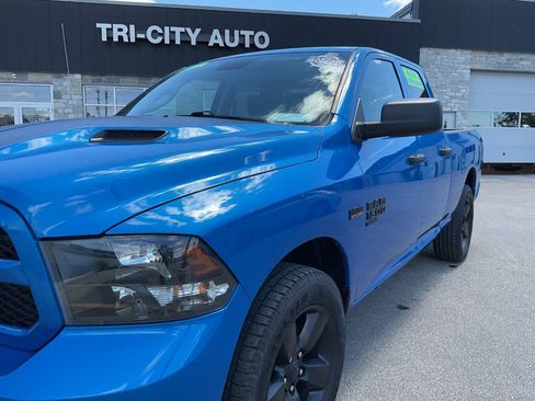 Used 2019 RAM 1500 Express w/ Express Value Package AWD/4WD image 2