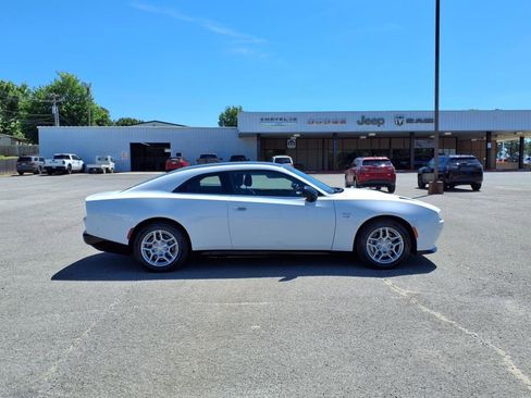New 2025 Dodge Charger R/T w/ Quick Order Package 25M R/T image 19
