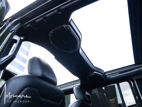 Used 2023 Jeep Wrangler Unlimited Rubicon 392 w/ Xtreme Recon 35" Tire Package image 11