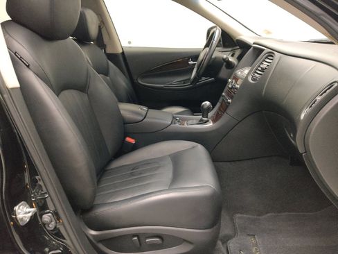 Used 2017 INFINITI QX50 2WD w/ Technology Package image 21