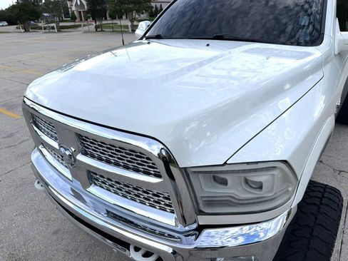 Used 2017 RAM 2500 Laramie w/ Off Road Package AWD/4WD image 10