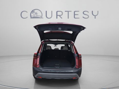 Certified 2023 Nissan Rogue SV FWD image 13