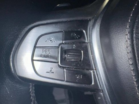 Used 2017 BMW 750i xDrive image 16