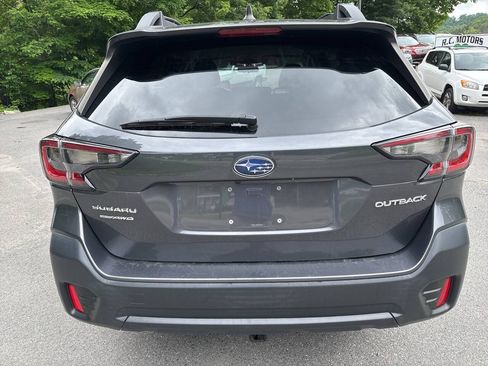 Used 2022 Subaru Outback Premium AWD/4WD image 7
