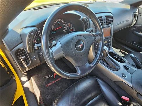 Used 2007 Chevrolet Corvette Convertible w/ Preferred Equipment Group image 11