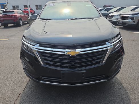 Used 2024 Chevrolet Equinox LT AWD/4WD image 8