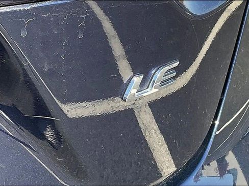Used 2024 Toyota Corolla LE FWD image 21