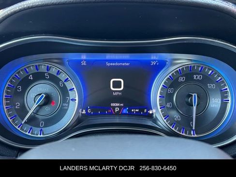 Used 2019 Chrysler 300 Touring L w/ Quick Order Package 22F image 26