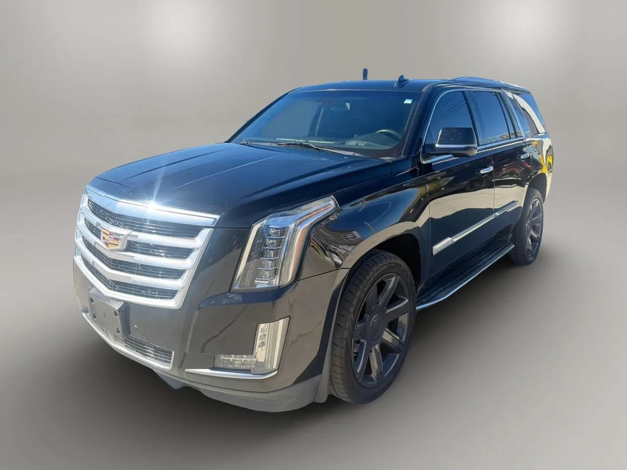 Used 2016 Cadillac Escalade Premium RWD image 3
