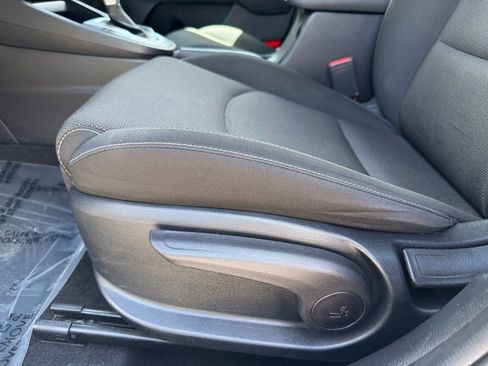 Used 2023 Kia Forte LXS FWD image 17