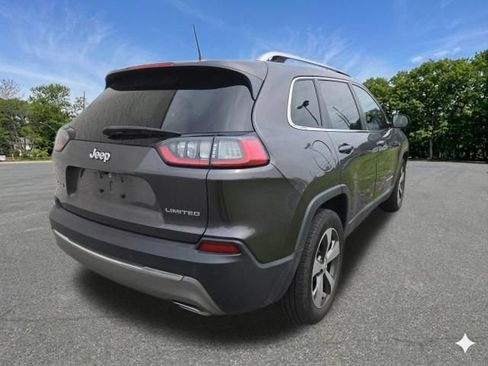 Used 2019 Jeep Cherokee Limited AWD/4WD image 7
