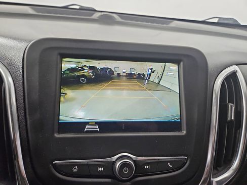 Used 2019 Chevrolet Equinox LT FWD image 21