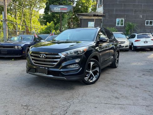 Used 2016 Hyundai Tucson Limited w/ Option Group 03 AWD/4WD image 4
