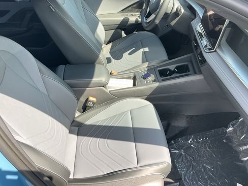 New 2026 Volkswagen Tiguan SE R-Line FWD image 28