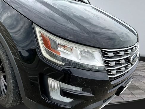 Used 2016 Ford Explorer Limited AWD/4WD image 32