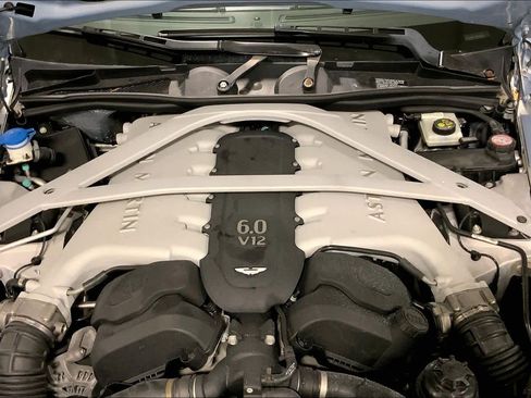Used 2013 Aston Martin DB9 Volante RWD image 30