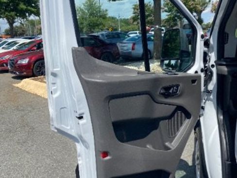 Used 2022 Ford Transit 250 Low Roof w/ Exterior Upgrade Package RWD image 17