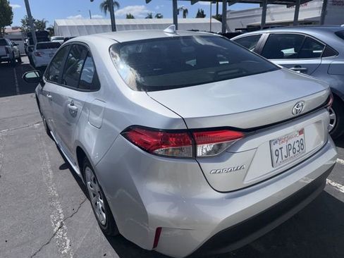 Used 2025 Toyota Corolla LE image 8