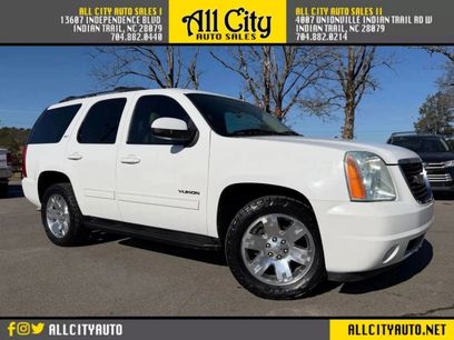 Used 2011 GMC Yukon SLT w/ SLT-2 Equipment Package