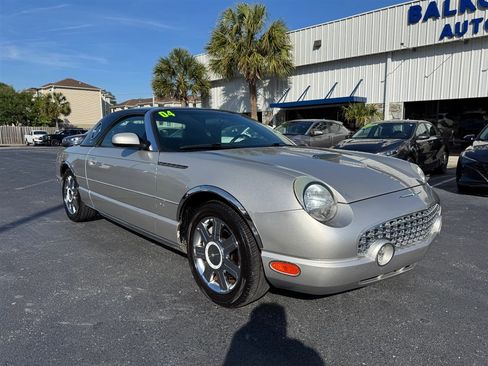 Used 2004 Ford Thunderbird RWD image 2