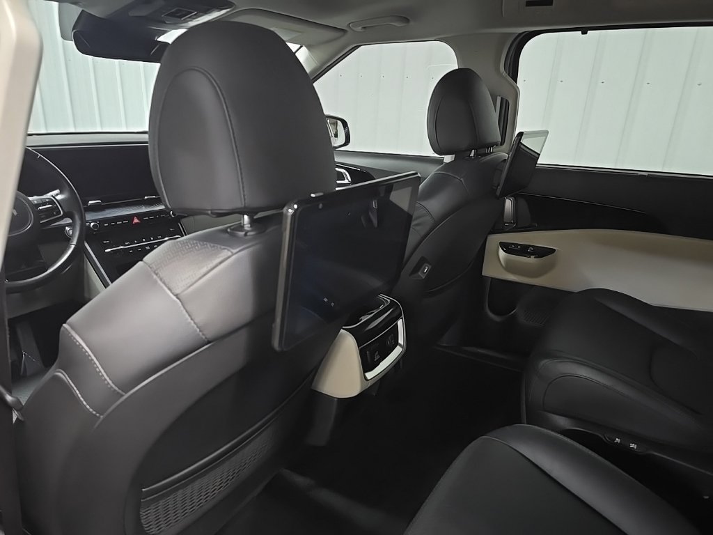 Used 2022 Kia Carnival SX Prestige FWD image 34