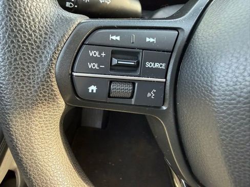 Used 2025 Honda HR-V LX image 15