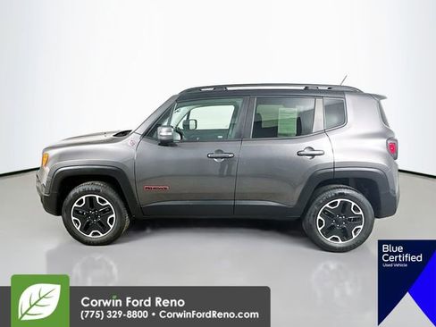 Used 2017 Jeep Renegade Trailhawk image 4