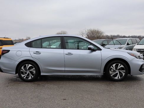 Used 2025 Subaru Legacy Premium image 7