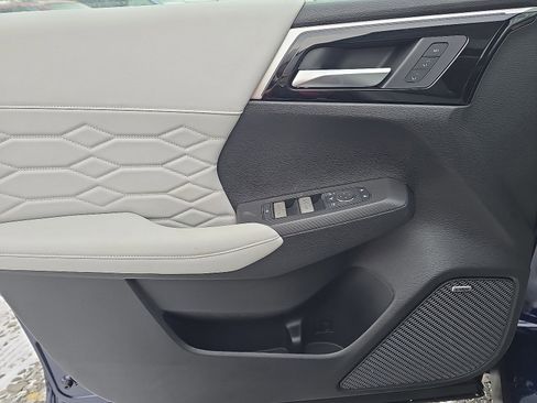 New 2026 Mitsubishi Outlander SEL AWD/4WD image 12