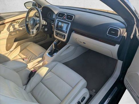 Used 2012 Volkswagen Eos Executive image 21