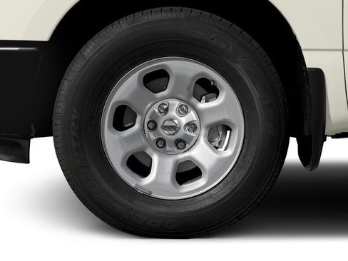 Used 2017 Nissan Titan S RWD image 15
