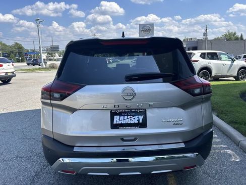 Certified 2022 Nissan Rogue Platinum w/ Head-Up Display Package AWD/4WD image 27