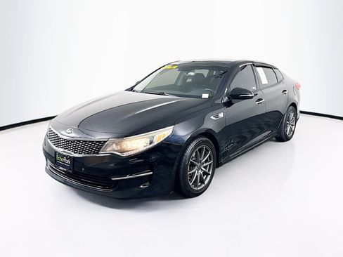 Used 2017 Kia Optima EX w/ Premium Package FWD image 3