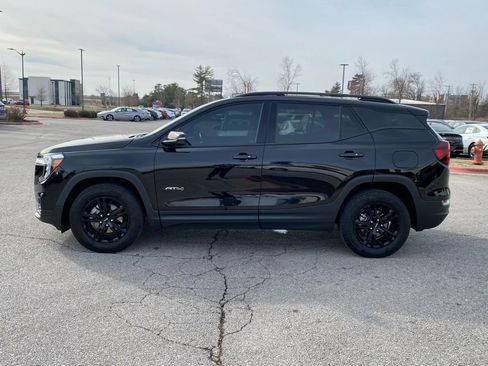 Used 2022 GMC Terrain AT4 w/ Infotainment Package II image 4