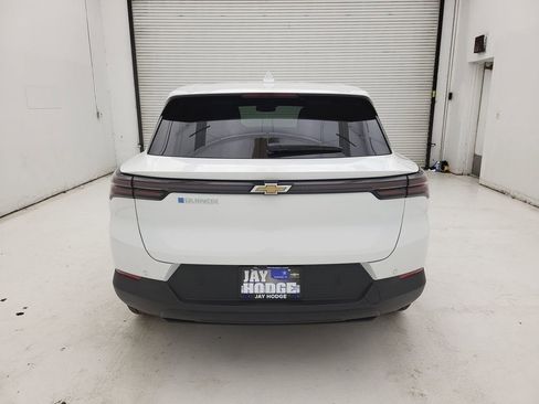 New 2026 Chevrolet Equinox EV LT w/ Comfort Package FWD image 13