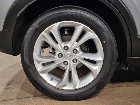Used 2023 Buick Encore GX Preferred w/ Cold Weather Comfort Package FWD image 16