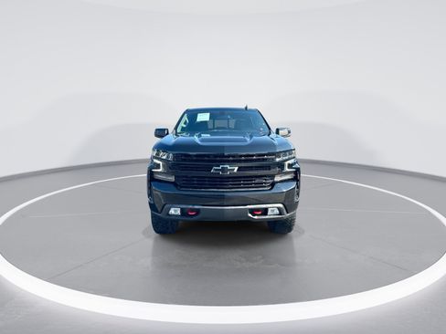 Used 2021 Chevrolet Silverado 1500 LT Trail Boss w/ Convenience Package II AWD/4WD image 3